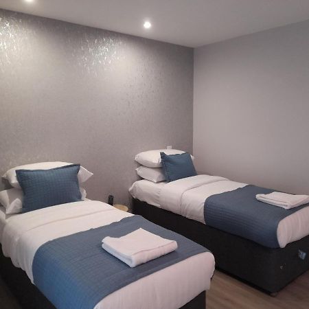 Apartments Heathrow - Hounslow Cranford Dış mekan fotoğraf